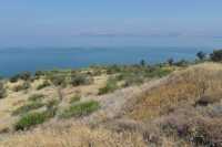 48 Colline dominant le lac près de Kursi