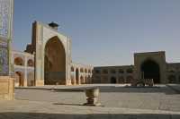 36 Mosquée du Vendredi *