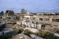 550 Monument des barbares captifs