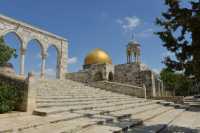 33 Arcade (10-13°s.) et dôme de la roche (7°s.)