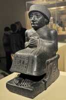 03 Gudea de Lagash assis (2150-2100) Tello (ancienne Girsu) Diorite