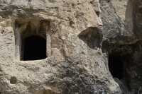 12 Tombeau (au nord des précédents)