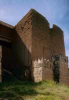 621 Ninive, Porte d'Adad