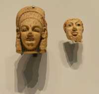 108 Antéfixe - Tête féminine (Fin du 6°s)