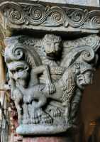 11 Chapiteau du cloître de St Michel de Cuxa. Roussillon (1135±)