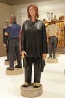 54 Fellow humans - La sculpture de James Hart est une invitation à découvrir chez ceux qui nous entourent ce qui les rend uniques et importants 