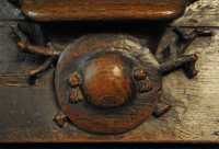 088 Stalle -Chapeau de cardinal