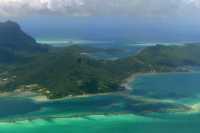 147 Bora-bora (Anau à gauche & Faanui à droite)