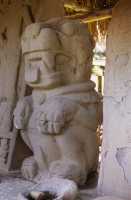 372 Finca El Baul sculture