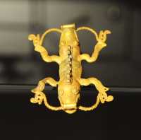 28 Pendentif - Lézard Diquis (700-1550)