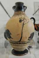 129 Cruche attique - Pélée dans un arbre menacé par un sanglier et un lion (± 520)