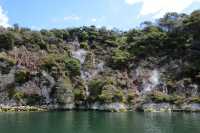 135 Fumerolles sur la rive du lac Rotomahana