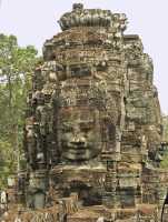 69-Tour à visages **