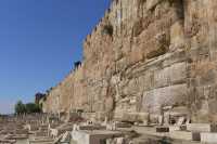 01 Mur de l'esplanade et cimetière musulman