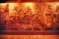 598 Sargon II accueillant un dignitaire