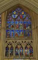 39 Vitrail de saint Pierre
