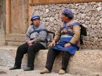 33 Chinoises parlant en même temps