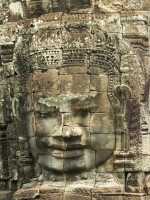 70-Tour à visages *