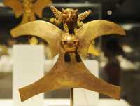 104 Pendentif en or - Aigle - Panama Veraguas (11°-16°s)