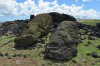 01 Moai - One Makihi