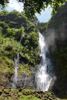 078  Cascade Vaimahuta (Eau bondissante)