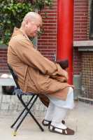 27 Bao-an, Temple du dieu de la guérison - Moine