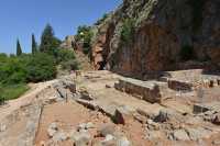 26 Tombes des chèvres sacrées, temple de Zeus et terrasse du dieu de Pan et des nymphes