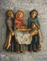 53 Jésus est mis au tombeau (Chemin de croix)