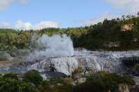 185 Pohutu (Geyser constant) Te Puta
