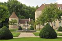 33 Pigeonnier & chenil