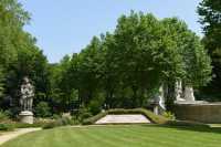 51 Statue de sainte Anne & mémorial